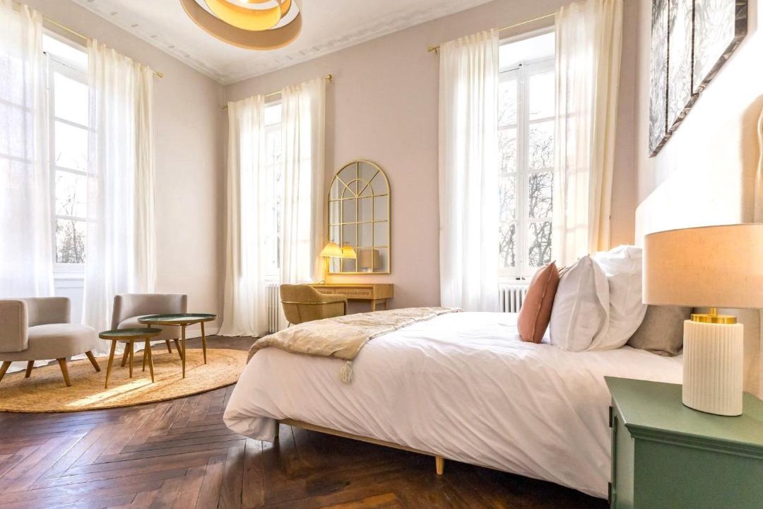 Photo of Bedroom in Saint-Etienne-de-Montluc