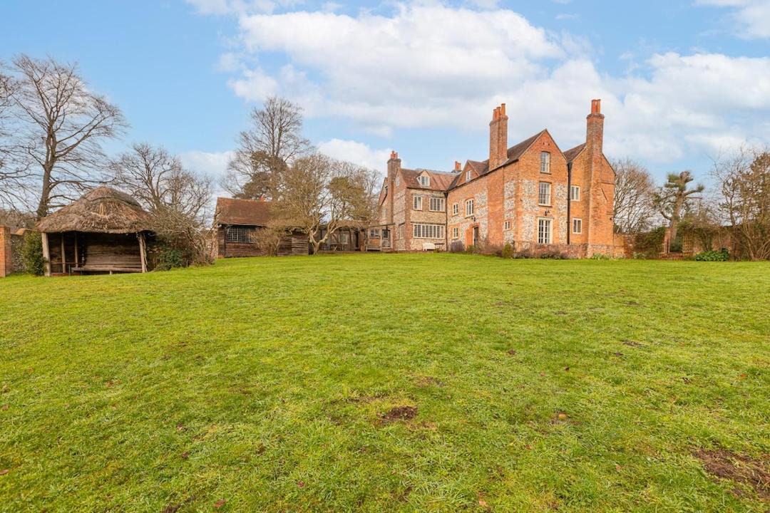 Photo of Others in Reading