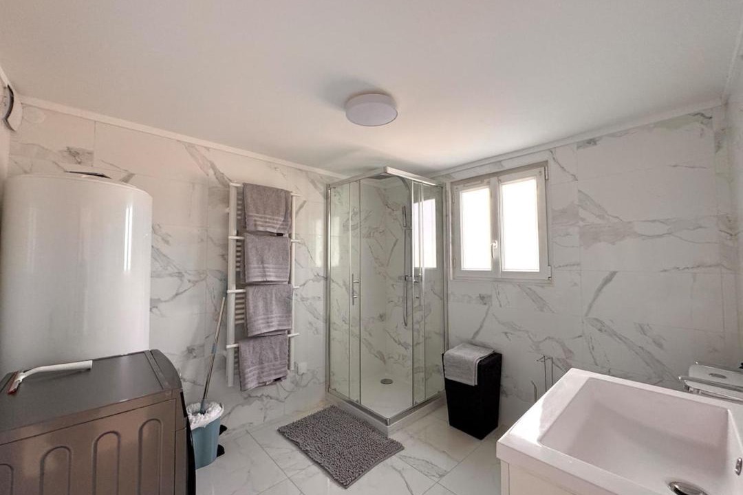 Photo of Bathroom in Fontainebleau