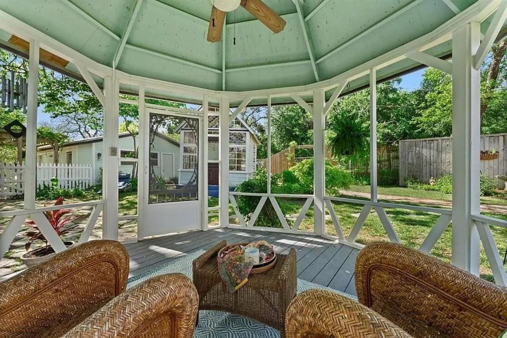 Photo of Patio Balcony in Round Rock Original Plat