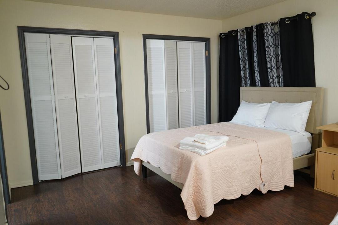 Photo of Bedroom in Yukon