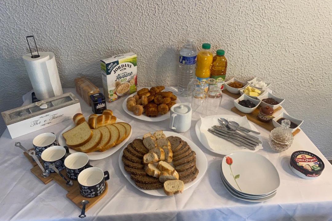 Photo of Others in Malay-le-Petit