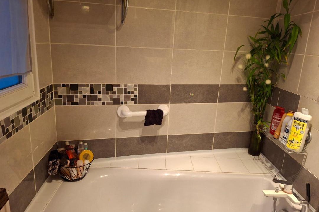 Photo of Bathroom in Eu