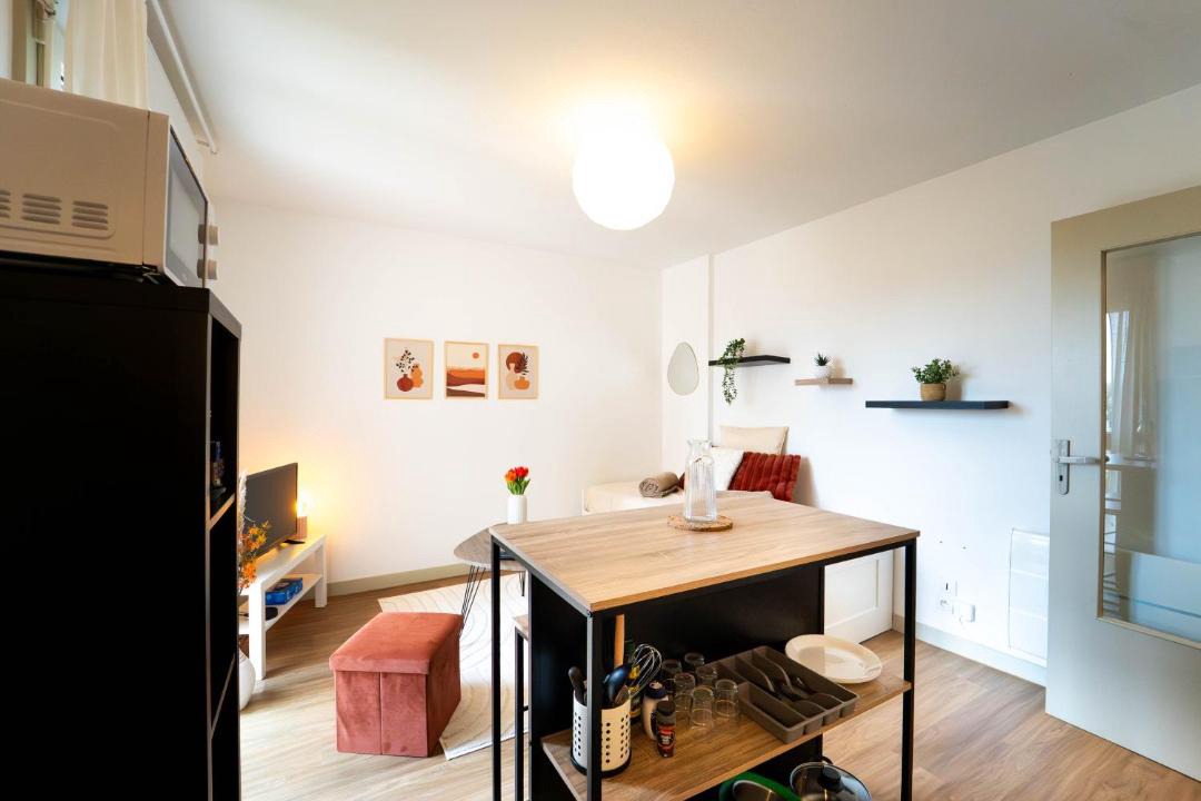 Photo of Others in Pace