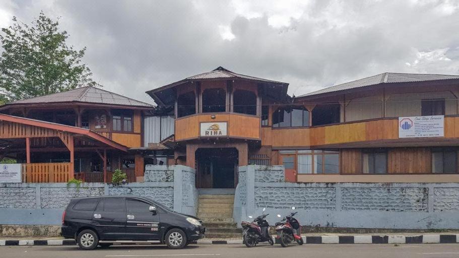 Photo of Buildings in Ruteng