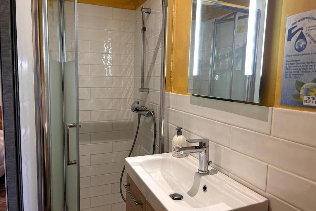 Photo of Bathroom in Bon-Encontre
