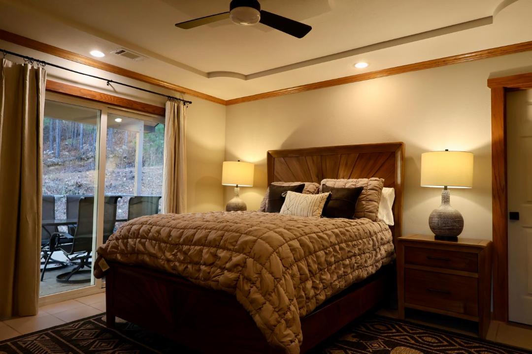 Photo of Bedroom in Hot Springs Village