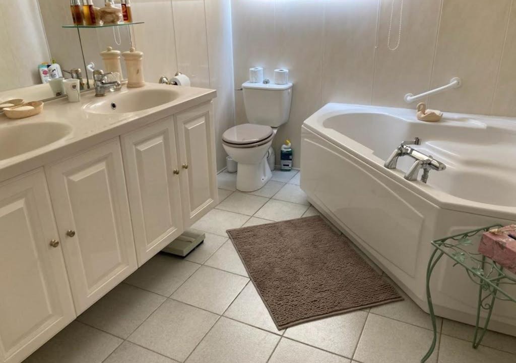 Photo of Bathroom in Perols