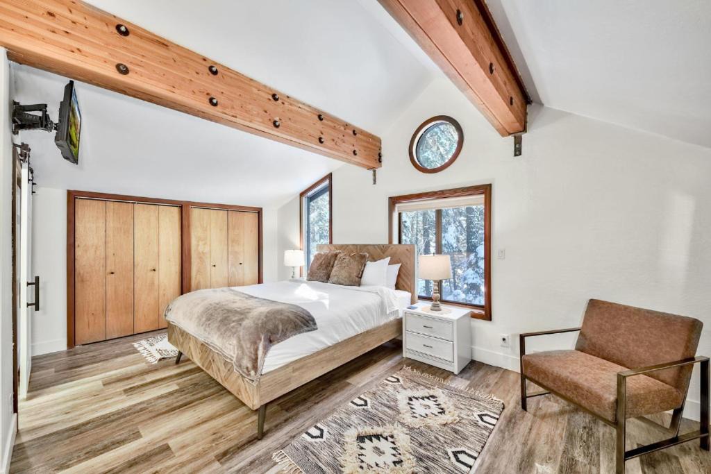 Photo of Bedroom in Kingswood Estates
