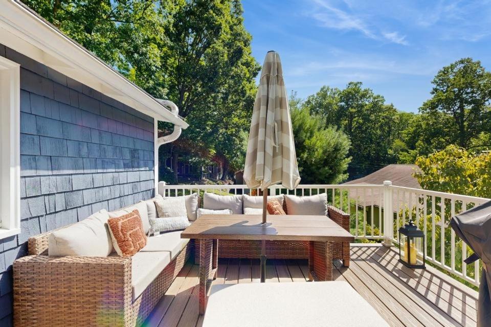 Photo of Patio Balcony in Montreat
