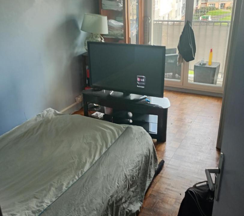 Photo of Bedroom in Eaubonne