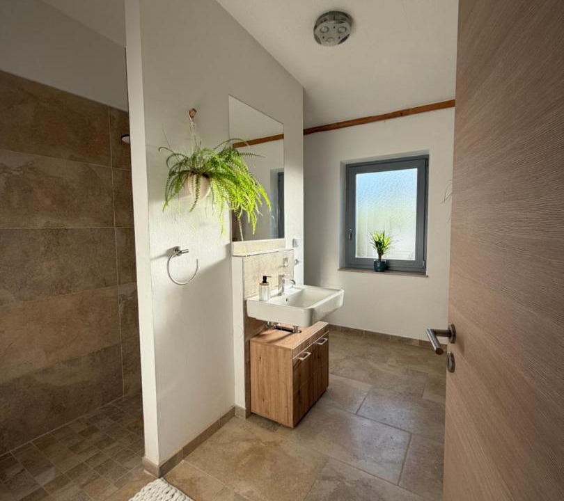 Photo of Bathroom in Butten