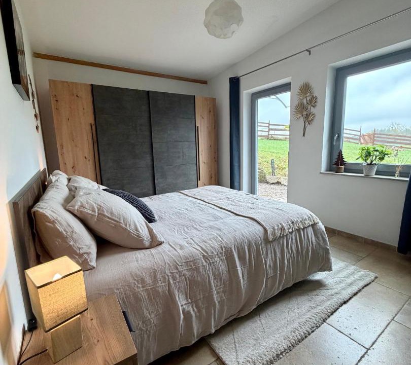 Photo of Others in Butten