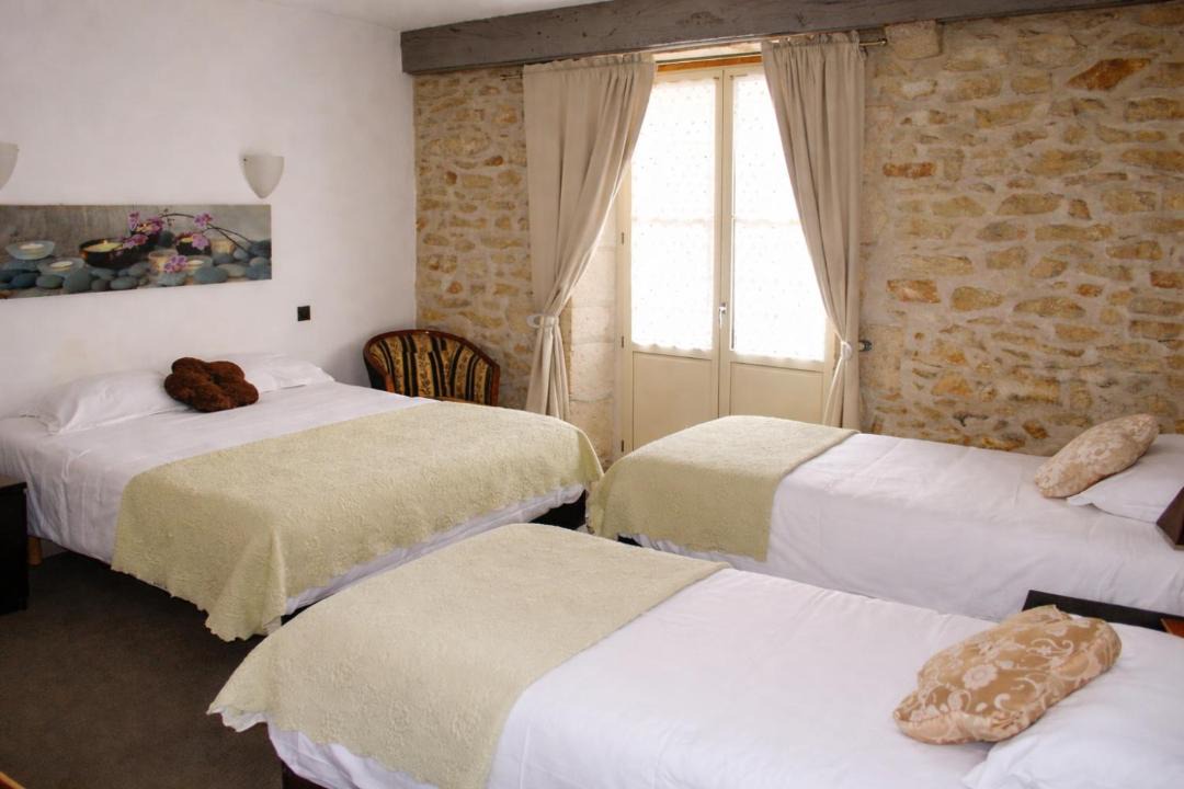 Photo of Others in Beze