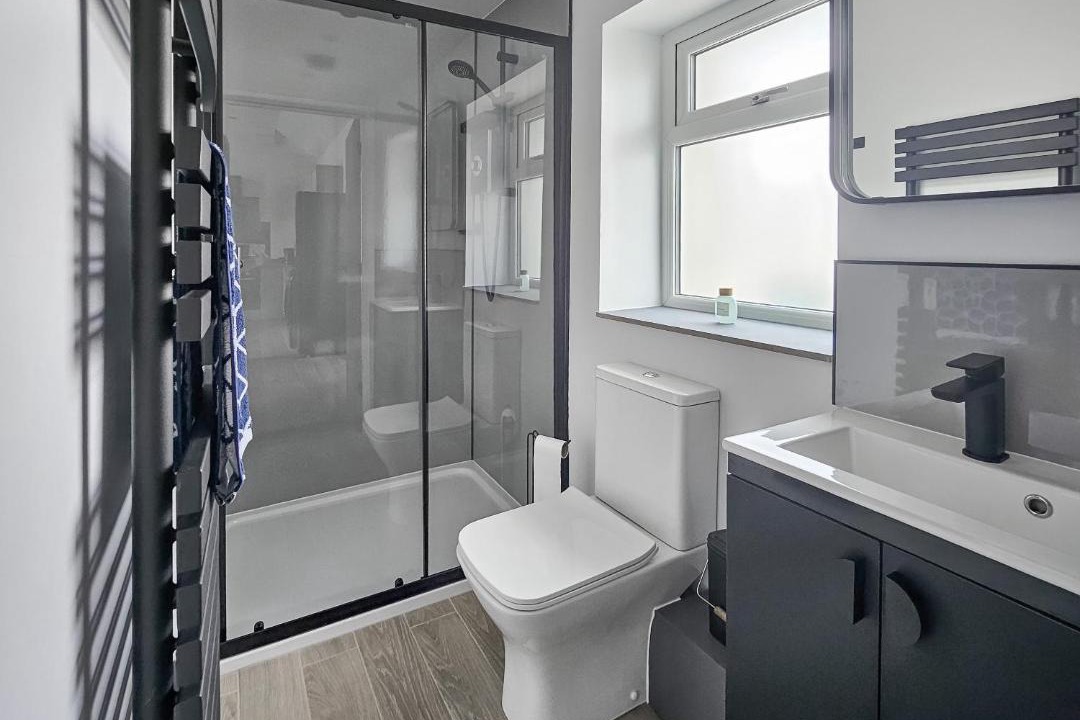 Photo of Bathroom in Maenclochog