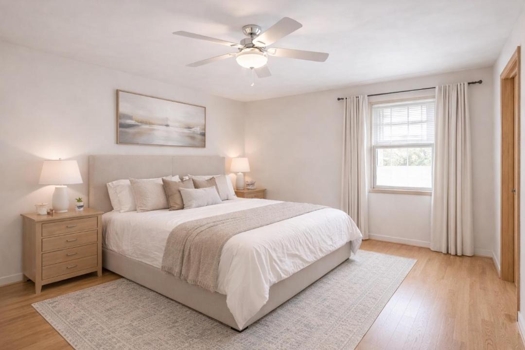 Photo of Bedroom in Prairie Village