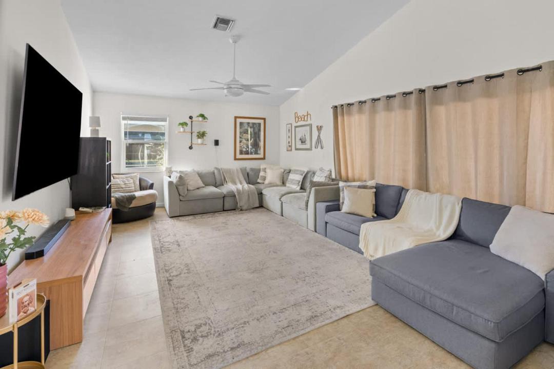 Photo of Livingroom in Plantation