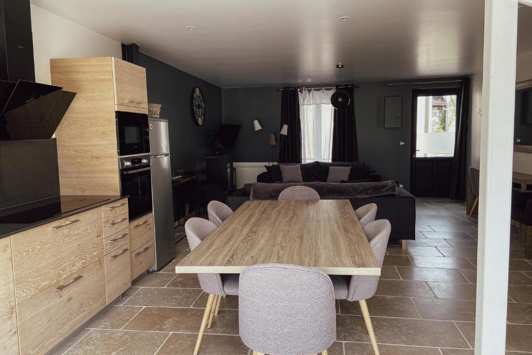 Photo of Others in Prehy