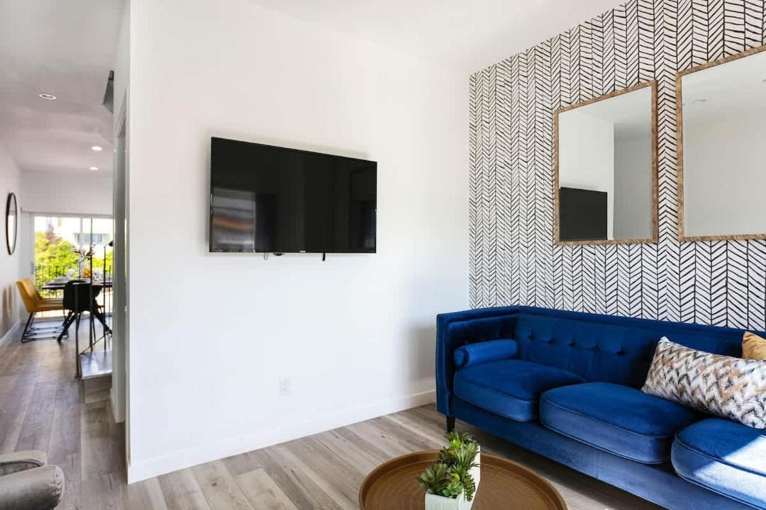 Photo of Livingroom in Westlake
