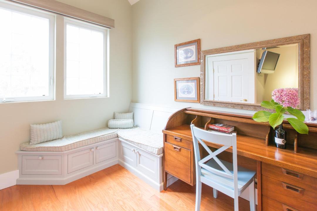 Photo of Others in St. Helena