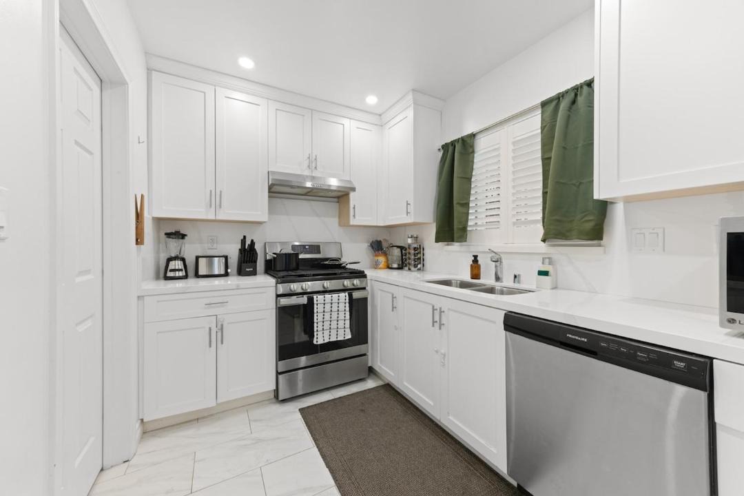Photo of Kitchen in Northridge