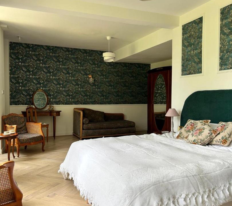 Photo of Bedroom in Louchy-Montfand