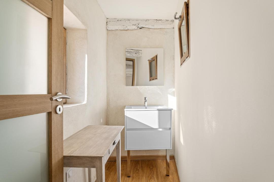 Photo of Bathroom in Coursegoules