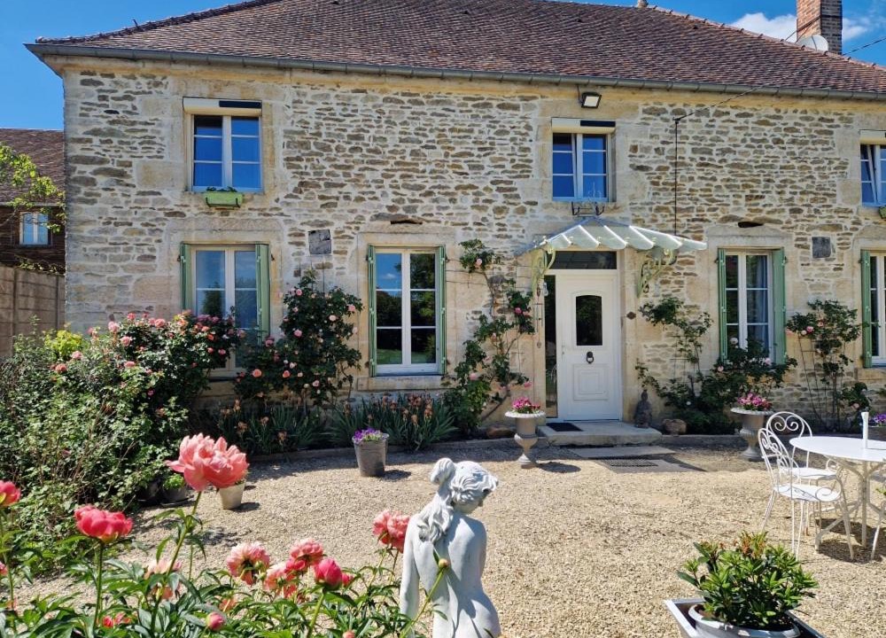 Photo of Others in Praslin