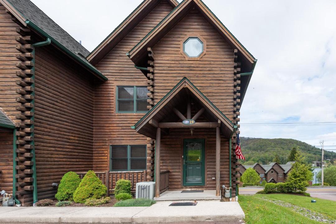 Photo of Others in McHenry