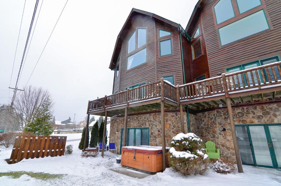 Photo of Others in McHenry