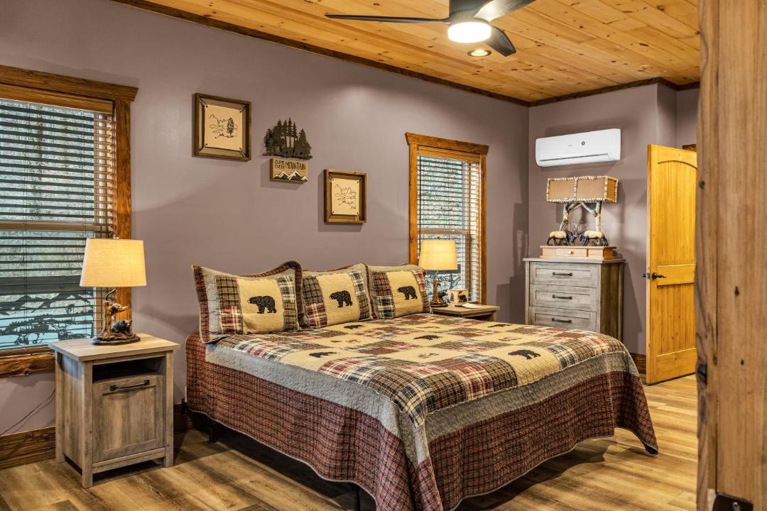 Photo of Bedroom in Tellico Plains