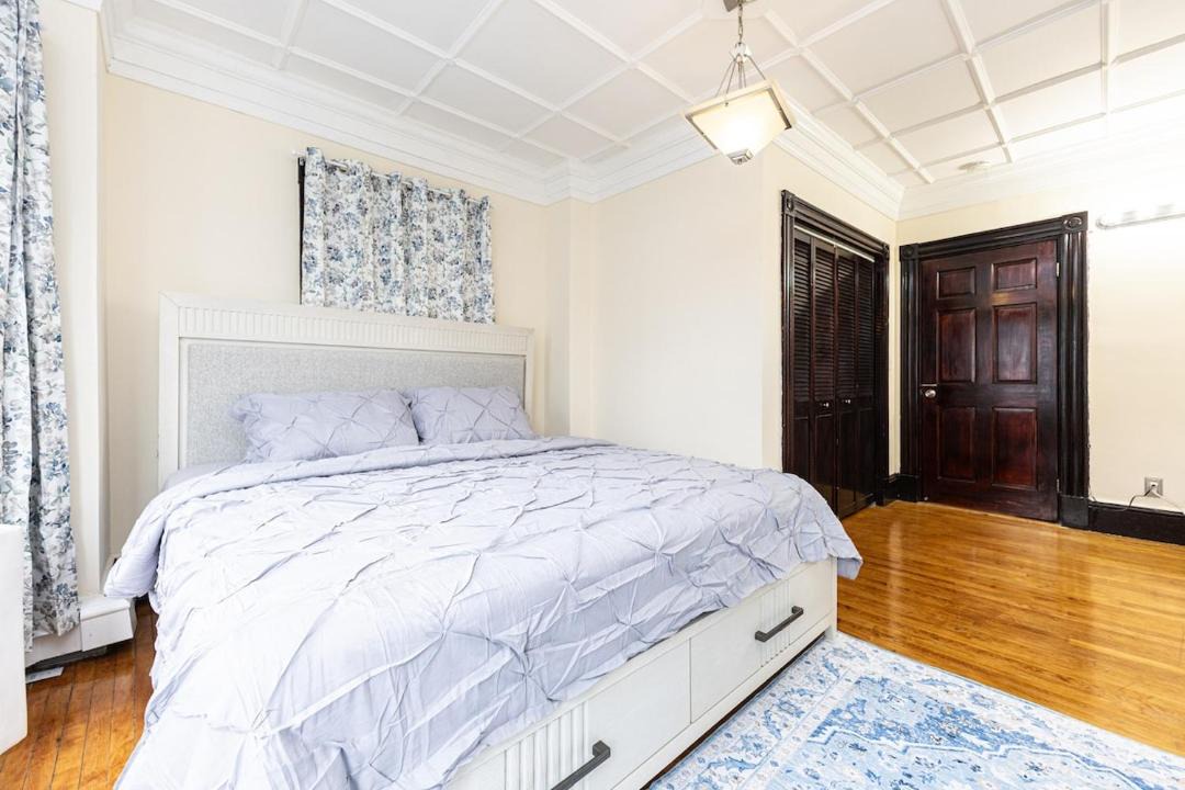 Photo of Others in Roxbury