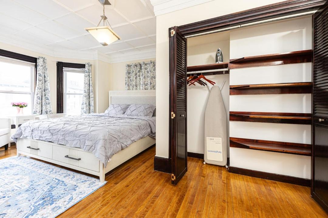 Photo of Others in Roxbury