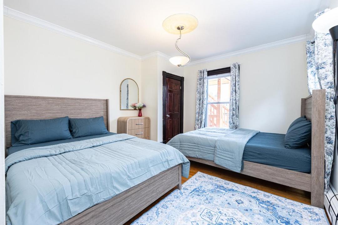 Photo of Others in Roxbury