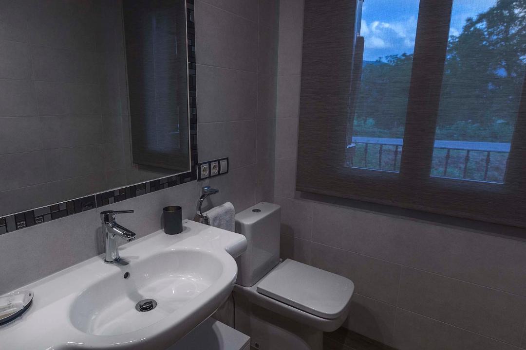 Photo of Bathroom in Sarvise