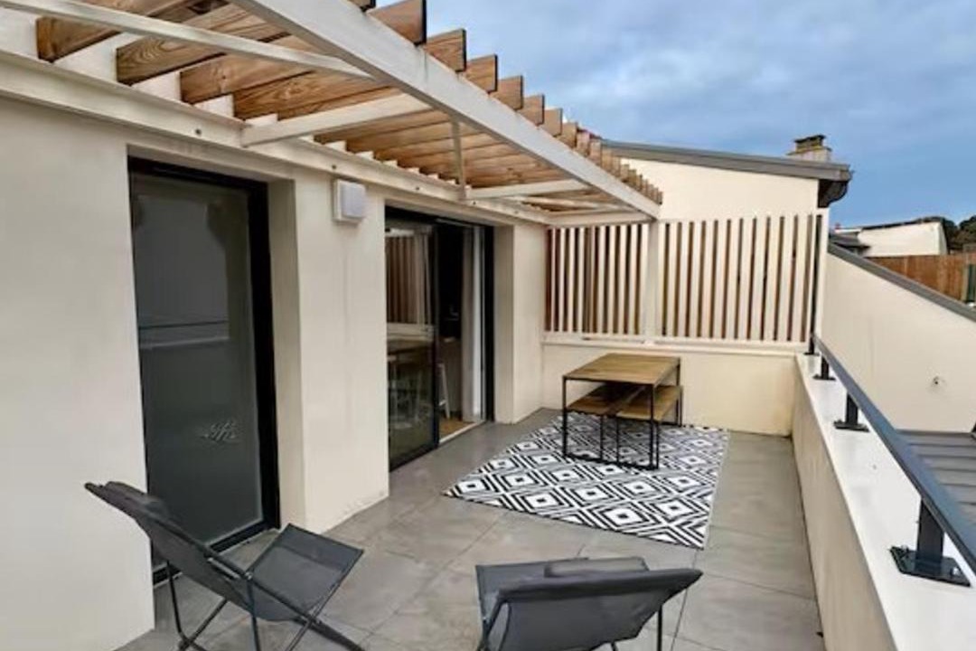 Photo of Patio Balcony in Le Palais