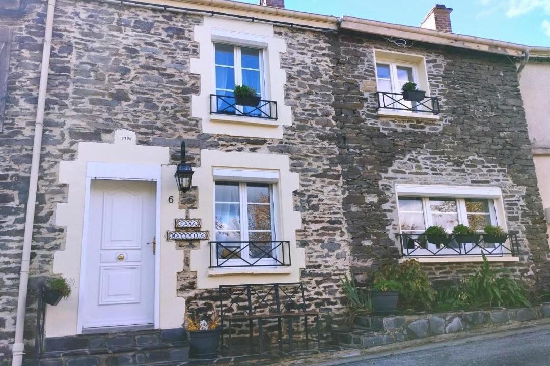 Photo of Others in Haulme