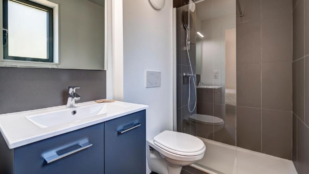 Photo of Bathroom in Motz