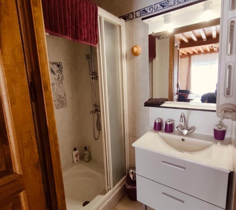 Photo of Others in La Burbanche