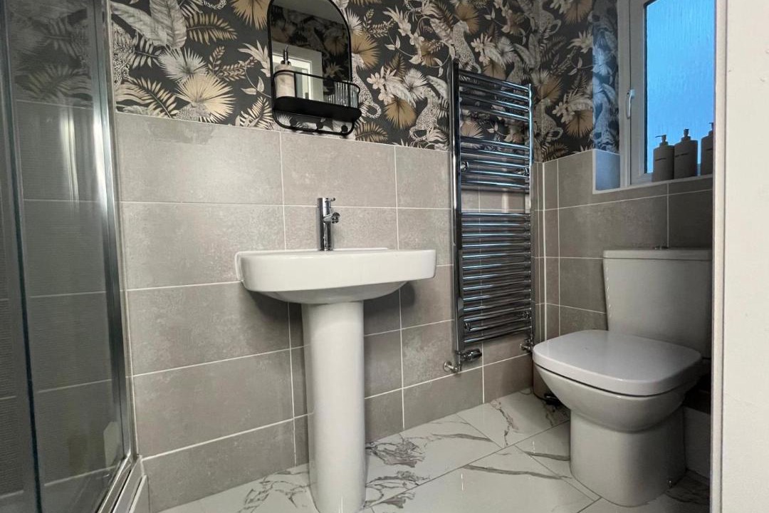 Photo of Bathroom in Guide