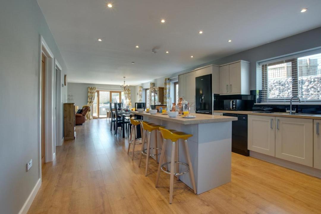 Photo of Others in Coelbren