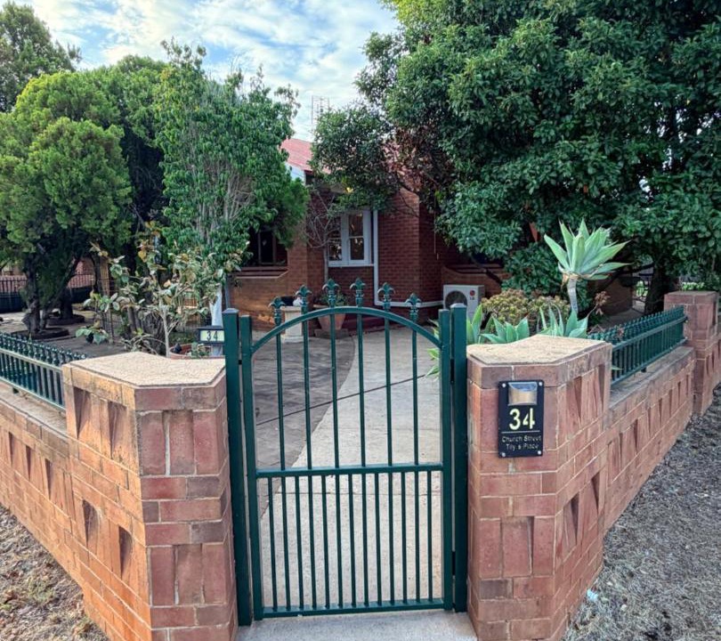 Photo of Others in Parkes