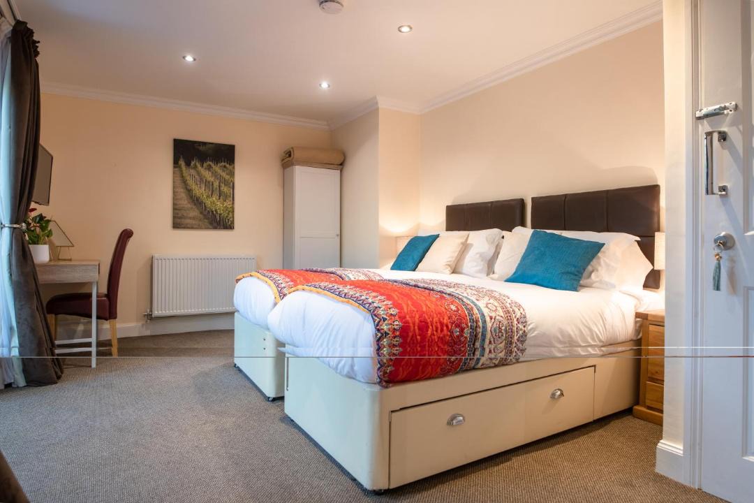 Photo of Others in Hawkinge