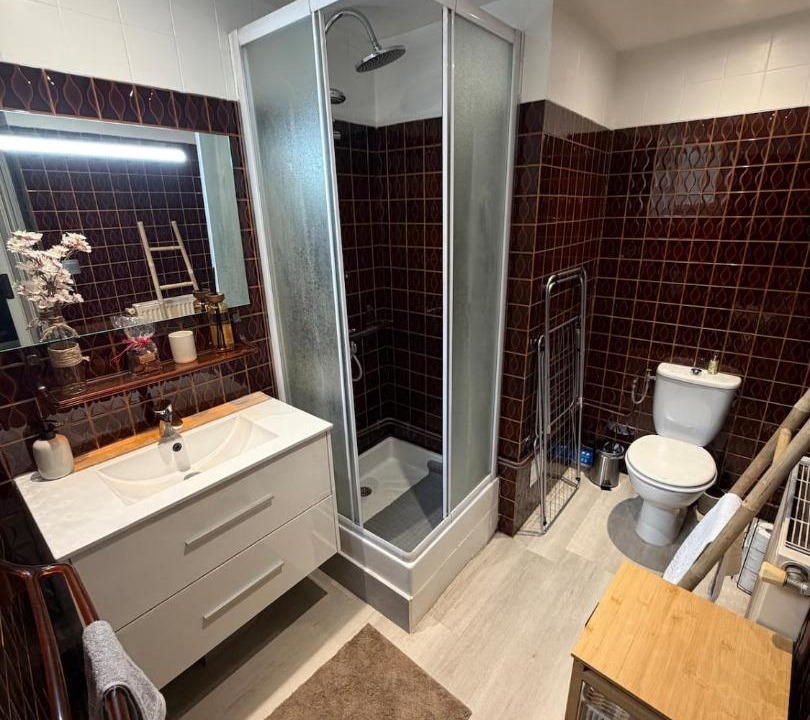 Photo of Bathroom in Bolbec