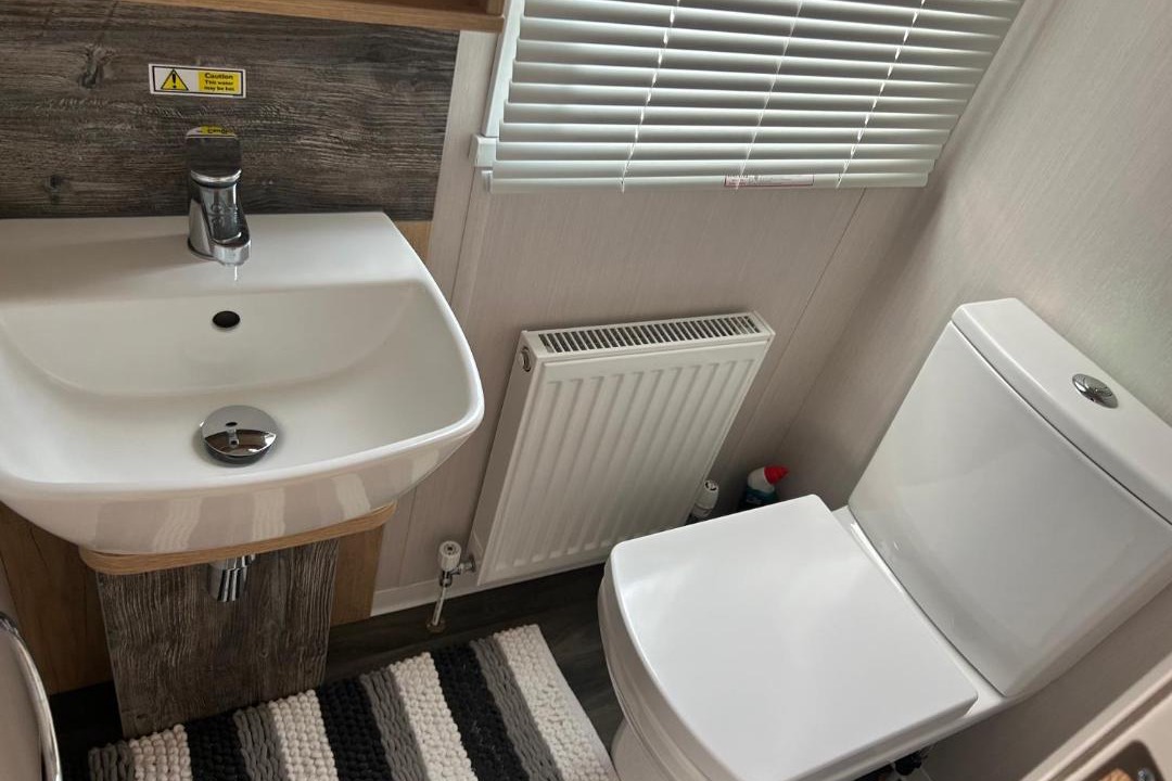 Photo of Bathroom in Pagham