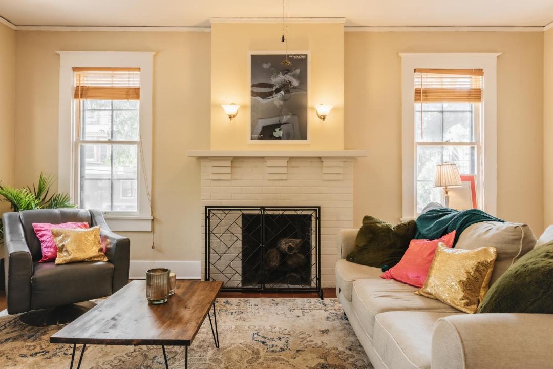 Photo of Livingroom in West Campus