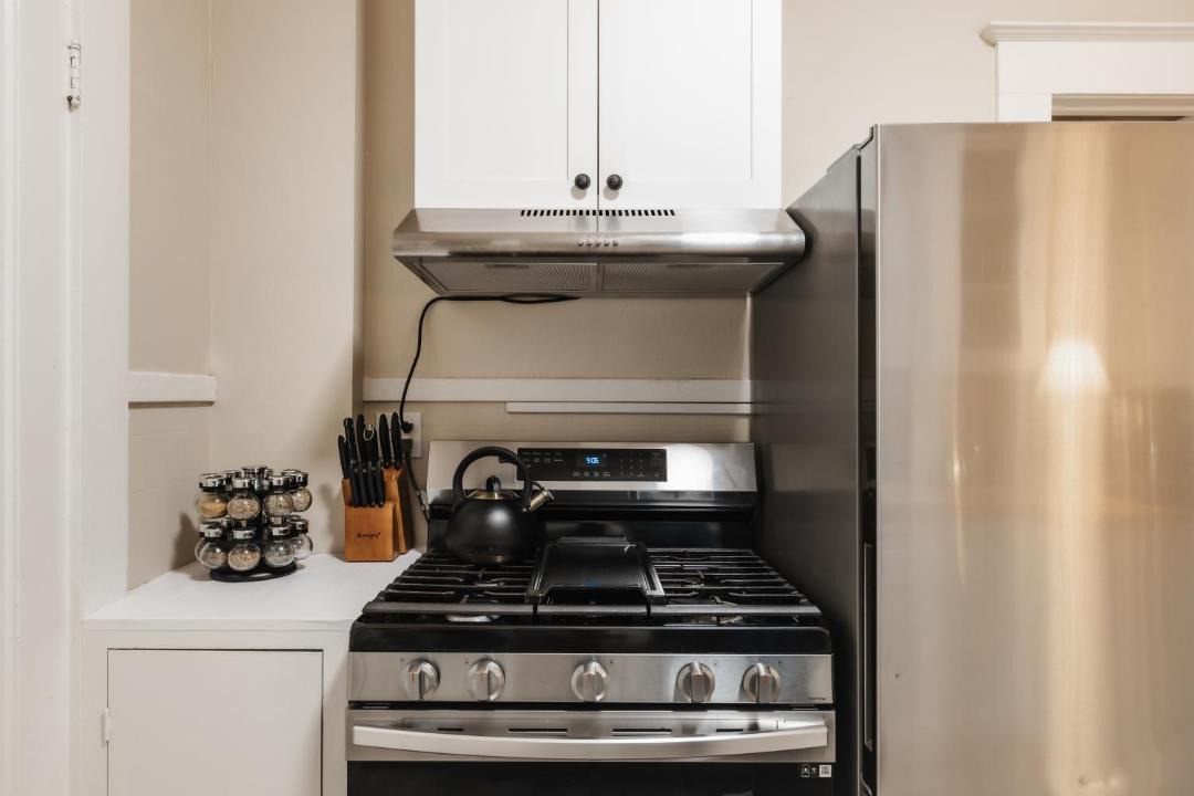 Photo of Kitchen in West Campus