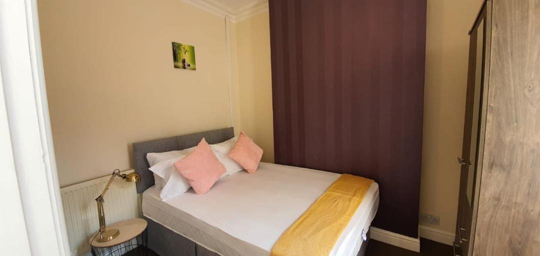 Photo of Bedroom in Alsagers Bank