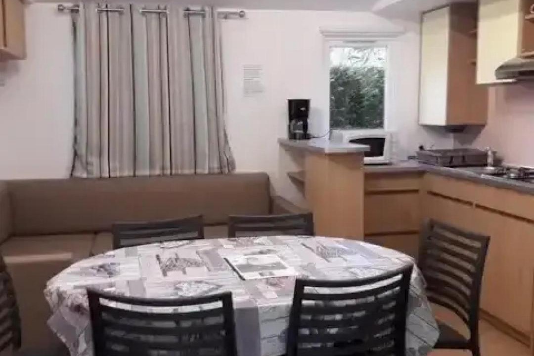 Photo of Others in Aren