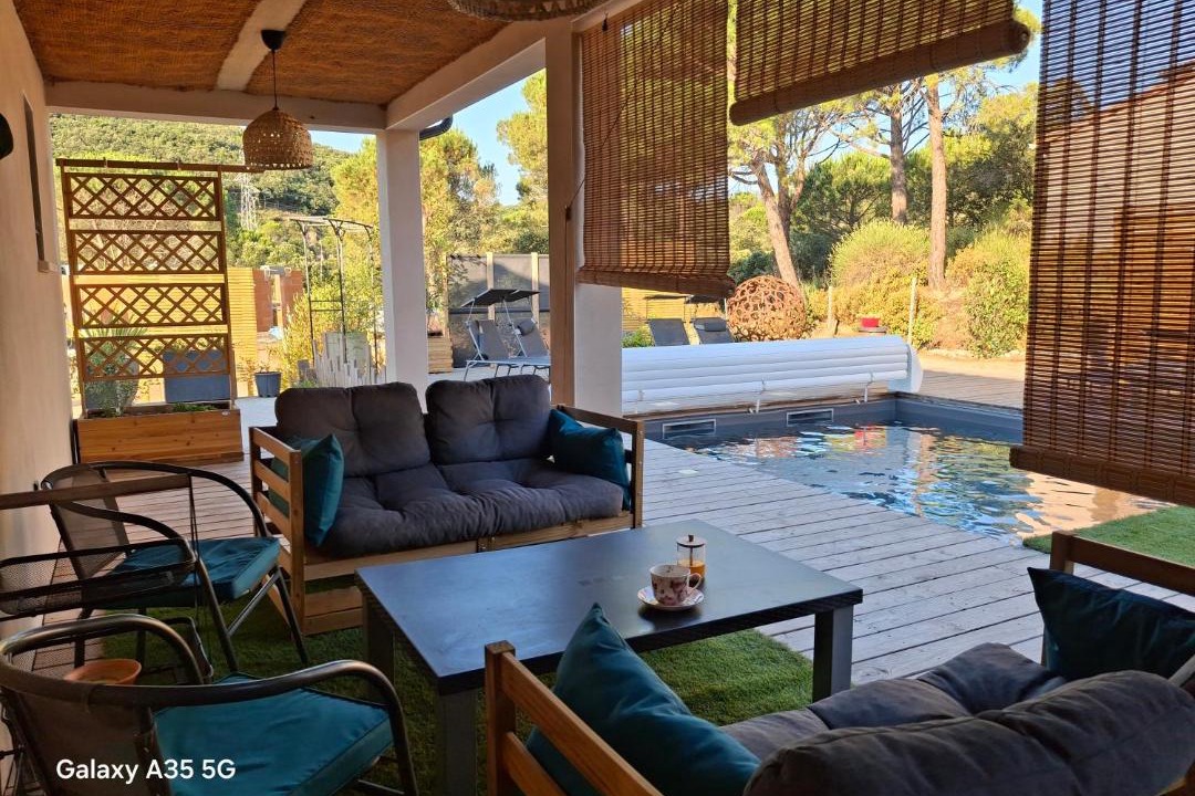 Photo of Others in Moureze